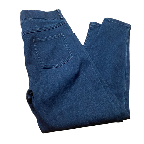 Betabrand Denim - Beta brand dark blue cropped jeans - size m